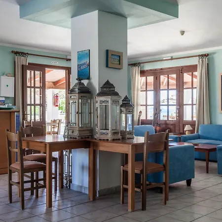 Korfiatis Lägenhetshotell Agios Sostis (Zakynthos)